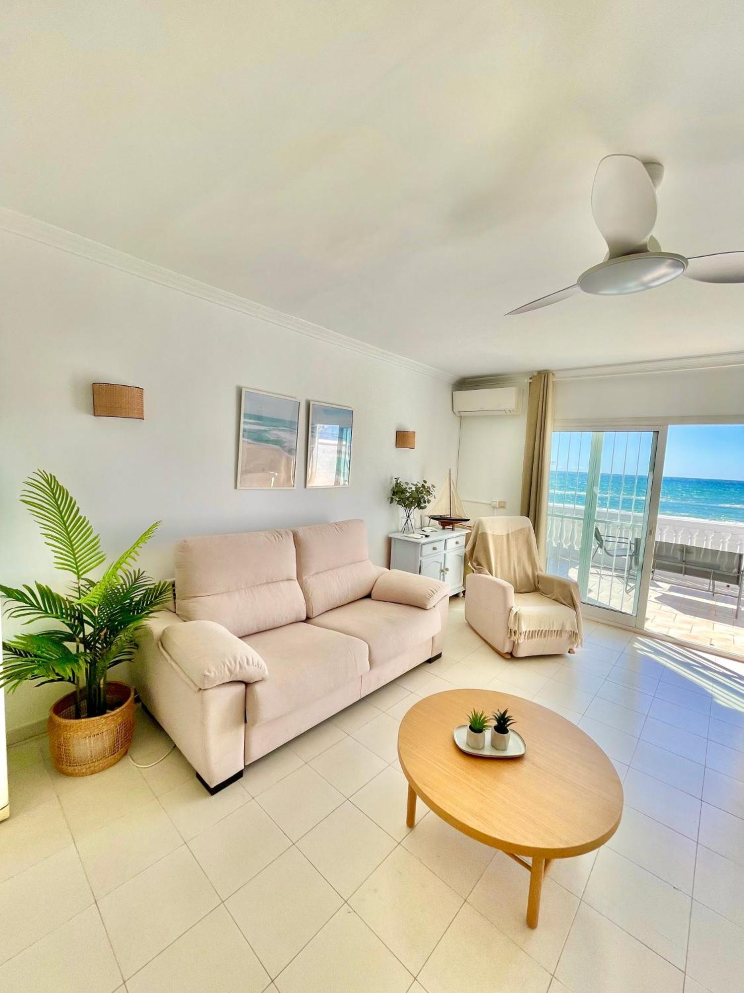 Frontal Al Mar - Costa Apartamento